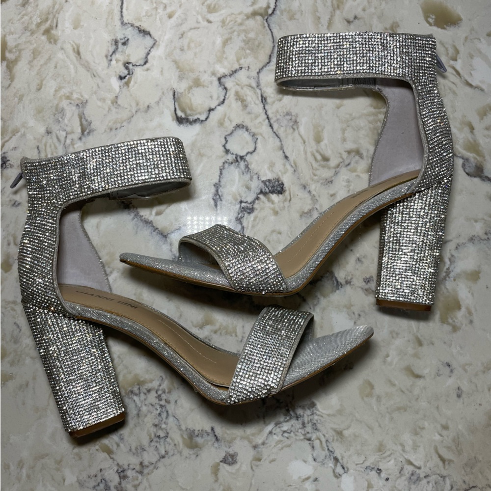 Gianni Bini Silver rhinestone Sparkle Heels ronilynn 8.5